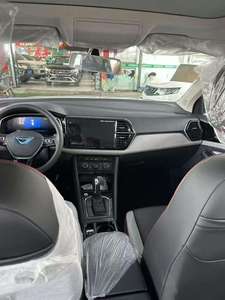 Diseño de SUV 2023 2024 para Jóvenes, Económico, Máxima Potencia 110 km/h, Tracción Delantera, Faros de Xenón, Caja de Cambios Automática, Gasolina Turbo, Cuero, R17, Panorámico - Product Image 3