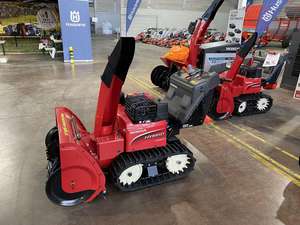 Souffleuse à neige Toro 28 pouces Power Max HD 828 OAE à deux étages, moteur à essence 212 cm³, démarrage électrique, garantie de 2 ans - Product Image 6