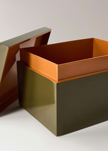 Caja de laca cuadrada brillante colorida, almacenamiento de joyas hecho a mano con caja de almacenamiento de joyas de diseño de dos tonos - Product Image 3