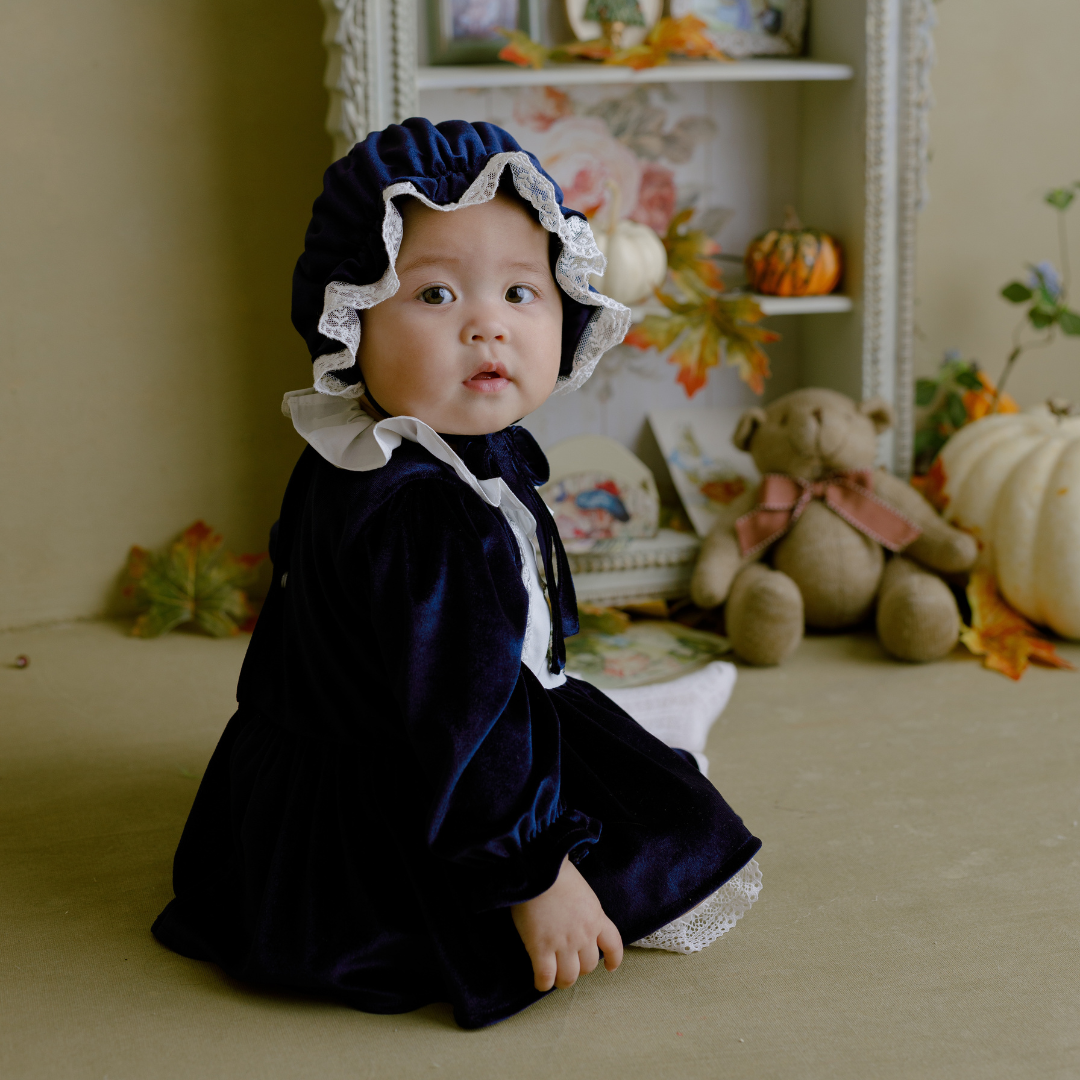 น้ำเงิน-ขาว