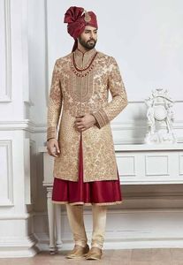NOUVEAU DARI DORÉ BRODERIE SUR BEAU MARIÉ SHERWANI, PANT & TURBAN AVEC PERLES DE VERRE EN CRISTAL EMBELLISHED, DABKA WORK = 2024 - Product Image 2
