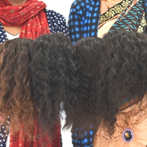 Extensions de cheveux Remy de Temple indien doux soyeux couleur noire cheveux bouclés naturels de haute qualité cheveux humains donneur unique fournis - Product Image 5