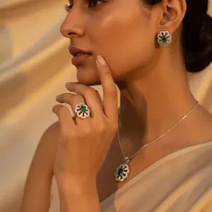 Ensemble de bijoux en argent 925 avec diamants taille émeraude pour femmes, plaqué or et or rose, pendentif, bague, boucles d'oreilles, pour mariage et soirée, certifié CMA - Product Image 1