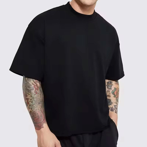 Camisetas extragrandes para hombre, ideales para jóvenes adultos y amantes de la moda. Camisetas extragrandes de corte holgado para hombre, fáciles de combinar. - Product Image 4