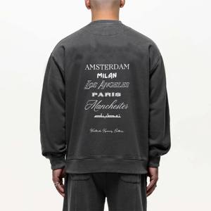 Sweat-shirt gris lavé à la mode avec tissu doux et coupe décontractée parfait pour le style et la superposition de tous les jours - Product Image 5