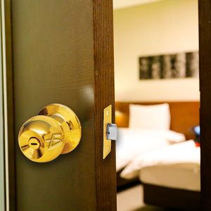 Serratura Cilindrica Senza Chiave in Ottone Lucido per Mobili, per Facile Accesso e Tocco Elegante - Product Image 4