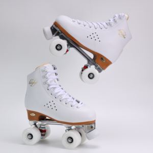 उच्च टखने के समर्थन मिश्र धातु आधार सुरुचिपूर्ण डिजाइन के साथ पेशेवर क्वाड रोलर स्केट्स - Product Image 1