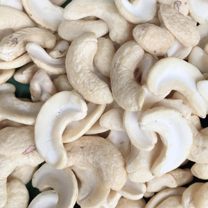 เม็ดมะม่วงหิมพานต์จากเวียดนามเม็ดมะม่วงหิมพานต์จากเวียดนาม Ww320เกรดพร้อมภาษี - Product Image 1