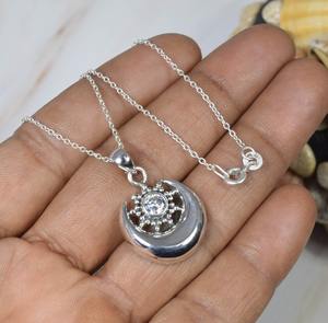 Topacio blanco 925 Pendiente de piedras preciosas de plata esterlina Pendiente elegante Joyería hecha a mano Pendiente de forma redonda Regalo para Navidad - Product Image 2