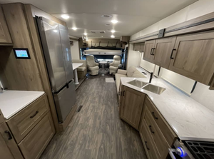 2020 2022 2023 2025 2024 Winnebago S-u-n-s-t-a-r 31B Rvs Camper Motorhomes Travel <b>Trailer</b> - Product Image 2