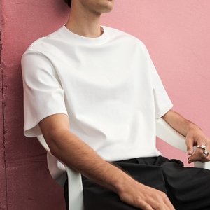 T-shirt classique en coton unisexe et t-shirt confortable pour un look décontracté quotidien disponible en plusieurs couleurs pour hommes et femmes - Product Image 1