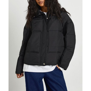 Abrigo de burbujas para mujer, chaqueta acolchada gruesa resistente al agua para invierno con logotipo personalizado - Product Image 5