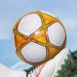 Balones de Fútbol de PVC/PU de Alta Calidad Hechos en Pakistán con Logotipo y Colores Personalizados, para Entrenamiento, Promocionales, Nuevo, Servicio OEM - Product Image 5