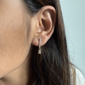 Modernos Pendientes de Aro con Diamantes Cultivados en Laboratorio, 0.98 Quilates, Corte Redondo y Cónico Disponible, Chapado en Oro de 14K y 18K y Rodio para Uso Ocasional - Product Image 4