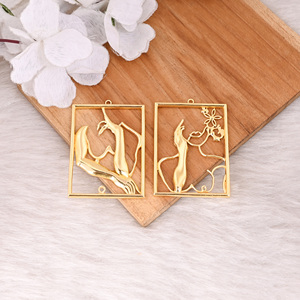 Classic Trendy Vintage Style Gold Plated Brass Jewelry Set Unique Handmade Human Hand <b>Earrings</b> <b>Fashionable</b> Supplier - Product Image 2