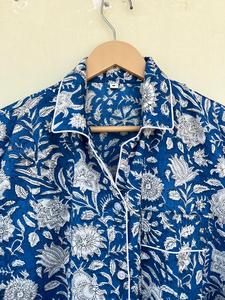 Ropa de dormir con estampado Floral de algodón hecha a mano India para ella elegante estilo informal traje de paseo por la mañana para vacaciones de verano primavera otoño - Product Image 3