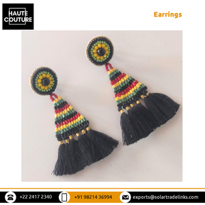 Enormes pendientes de borlas de cuentas de tubo de Dana hechos a mano para mujer adecuados para ropa de playa de fiesta informal - Product Image 4