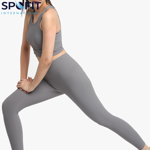 High Quality Best Selling <b>Women</b> Yoga Set Premium Quality Custom Made Wholesale <b>Women</b> Yoga Set for Adult Yoga sets - Product Image 4