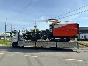 Cosechadora Kubota DC108X |   Cosechadora de Granos Agrícola Duradera con Tecnología de Trillado Avanzada - Product Image 3