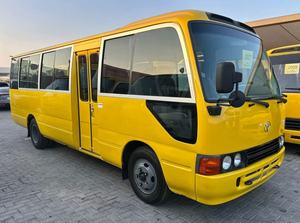 Autobús YOTA COASTER Amarillo, Volante a la Izquierda - Product Image 6