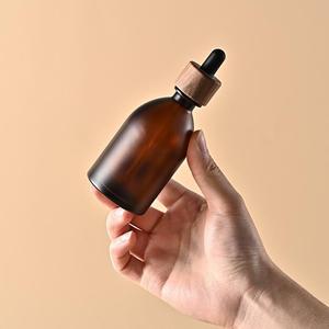 Flaconi Contagocce in Vetro Satinato con Spalla Inclinata da 30ml-100ml, Bottiglie per Oli Essenziali e Sieri, Confezioni da Viaggio Ricaricabili per Skincare - Product Image 4