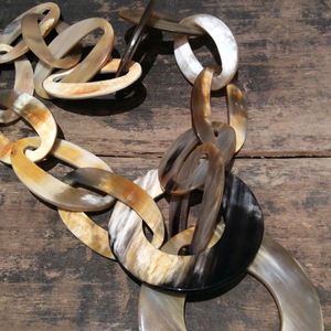 COLGANTES Recién llegado Collar de cuerno de buey de búfalo Estilo animal pulido Joyería de hueso Cuentas de diseño NATURAL Mujeres Niñas Regalos de boda - Product Image 6