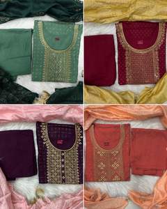 Impresión de lámina de rayón superventas de diseño único con parte superior e inferior de trabajo de bordado pesado con juego Dupatta para boda y fiesta - Product Image 6