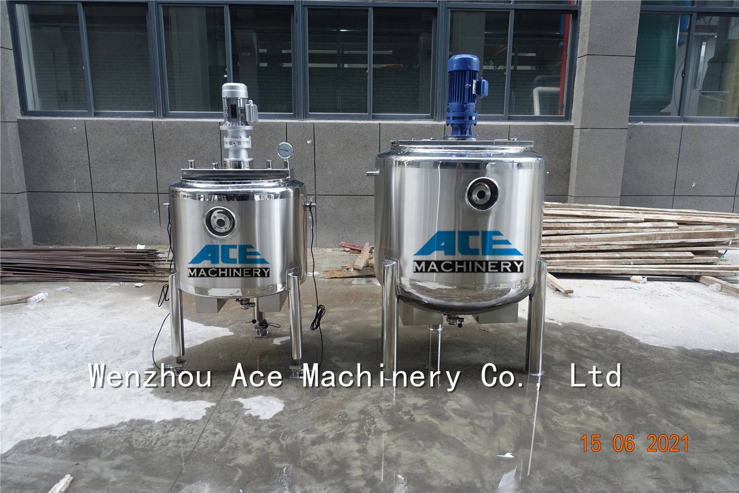 mixing tank