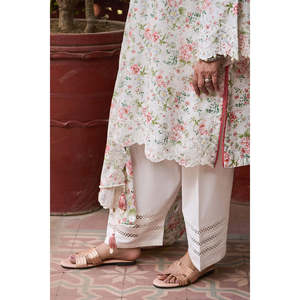 Ensemble 3 pièces en mousseline brodée et imprimée, avec dupatta brodée translucide à motifs, taille unique/XS/6XL pour événements - DN-62010 - Product Image 6