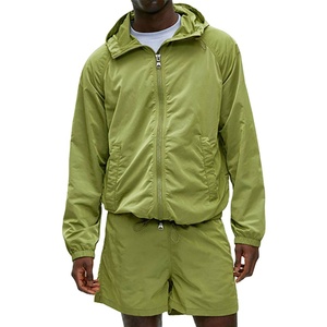 Conjunto corto OEM para hombre, cortavientos personalizado con media cremallera de nailon, conjunto de dos piezas, fabricado por HS 2026 - Product Image 2