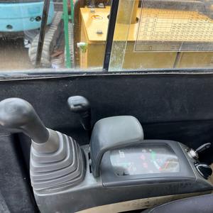 Excavatrice d'occasion de haute qualité 306 E2, 1000 tonnes, d'origine allemande, peu d'heures de travail, stock chaud pour boîte de vitesses, pompe à engrenages Kawasaki - Product Image 4