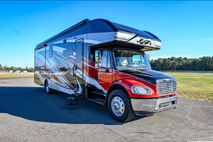 Autocaravana Diésel 4UZADVFC9MCNA3352 USADA, Año 2022, 37 Pies, Super C, Motor 6.7L V8 330HP, 4x4, Lujosa, Cama King Size, Bunkhouse, Bajo Kilometraje - Product Image 2