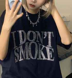 เสื้อยืดประดับพลอยเทียมราคาถูกสำหรับผู้ชายเครื่องแต่งกายแนวสตรีทมาใหม่ออกแบบได้ตามต้องการ - Product Image 3