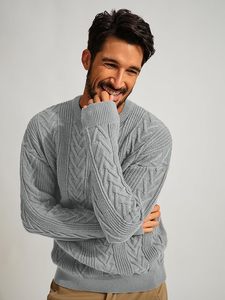 Men's 100% Wool <b>Cable</b> <b>Knit</b> Winter Pullover Custom New Loose O-Neck Long Sleeve <b>Sweaters</b> Breathable and Comfortable - Product Image 4