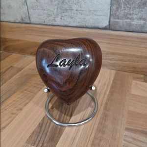 Urne coeur en bois pour cendres urne de crémation pour animaux de compagnie pour colibri urne funéraire pour chiens chats fabriqués à la main - Product Image 5