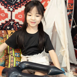 Camiseta Infantil Unisex Ultifresh de Cuello Redondo y Manga Corta con Estampado de Logotipo en la Espalda, Ecológica, Transpirable, de Secado Rápido, 100% Poliéster - Product Image 4