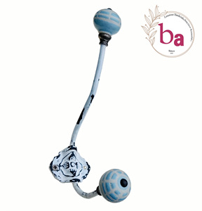 Crochets pour manteau et chapeau en fonte blanche rustique avec boutons en céramique Rail mural lavable - Product Image 1