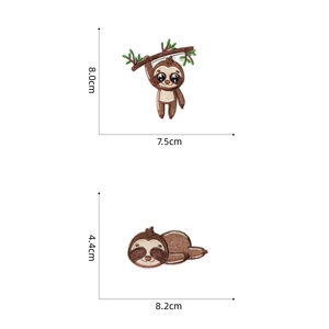 Patchs brodés thermocollants en toile écologique Lazy Sloth pour chapeaux - Product Image 2