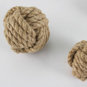 Pelotas de cáñamo para perros, combinan madera natural y cáñamo, pelota masticable duradera que favorece la limpieza dental y el juego activo. - Product Image 2