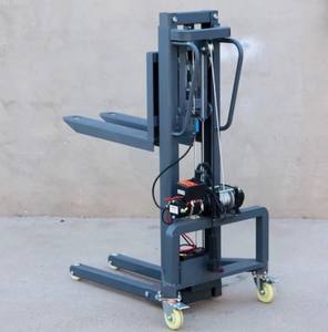 Mini chariot élévateur électrique détachable pour camion, compact, avec mât à deux étages et déplaceur latéral hydraulique pour la manutention des marchandises - Product Image 2