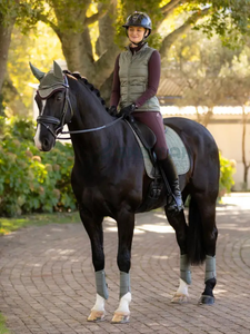 Tapis de selle anglais de luxe en gros matériau matelassé doux durable doublure respirante léger confortable équestre - Product Image 3