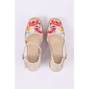 Alpargata cerrada con tacón de cuña alto - Product Image 4