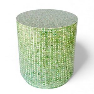 Taburetes Hechos a Mano con Incrustaciones de Nácar y Diseño de Conchas para Colecciones de Muebles de Alta Gama para Apartamentos - Product Image 1