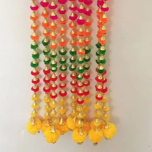 Paquete de 20, 30, 50, 60, 100, 200 guirnaldas de pompones de lana con campana para decoración de fiesta, utilería fotográfica, decoración Mehndi de boda india - Product Image 1