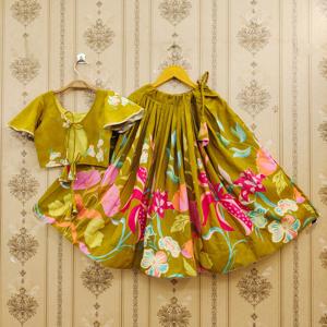 Conjunto de Lehenga Choli para Niñas Shoryam Fashion, Color Verde Oliva Estampado, Completamente Cosido, Ropa Étnica |   Calidad de Exportación Premium para Niñas - Product Image 2