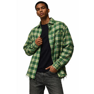 Chemise en flanelle à carreaux verts personnalisée pour homme, style streetwear, surdimensionnée, à boutons, manches longues, pour homme - Product Image 1