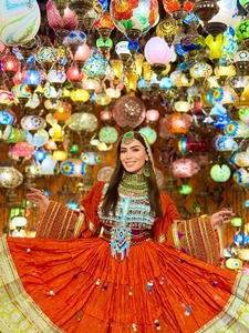 Vestidos de Chifón Afganos Premium para Niñas con Bordado Artesanal y Mangas Largas para Bodas y Eventos Culturales - Product Image 2