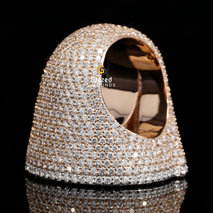 Anillo Hip Hop con Letra G Redonda y Baguette Cut Lab Grown Diamonds Plata de Ley 925 para Boda Unisex - Product Image 5
