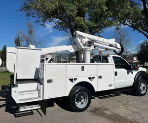 Camion nacelle / grue à flèche Ford F-550 2020 de 37 pieds, modèle AT37G, avec nacelle élévatrice automatique, faible kilométrage, en excellent état - Product Image 2