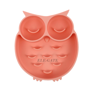 Ciotola Portatile in Silicone per Alimentazione Lenta per Gatti, Tappetino Rettangolare per Lick Mat, Ideale per Acqua e Cibo all'Aperto e per Viaggi - Product Image 6